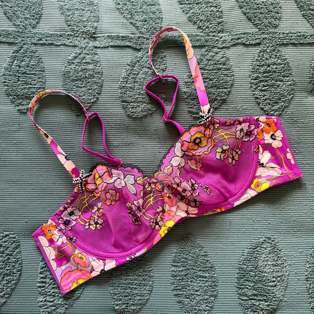 NWOT Savage X Fenty Bra